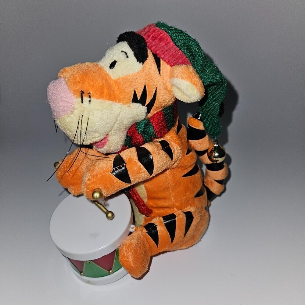 Gemmy Disney Tigger Drum Deck Halls Plush Sound Xmas Music Works Non Moving READ